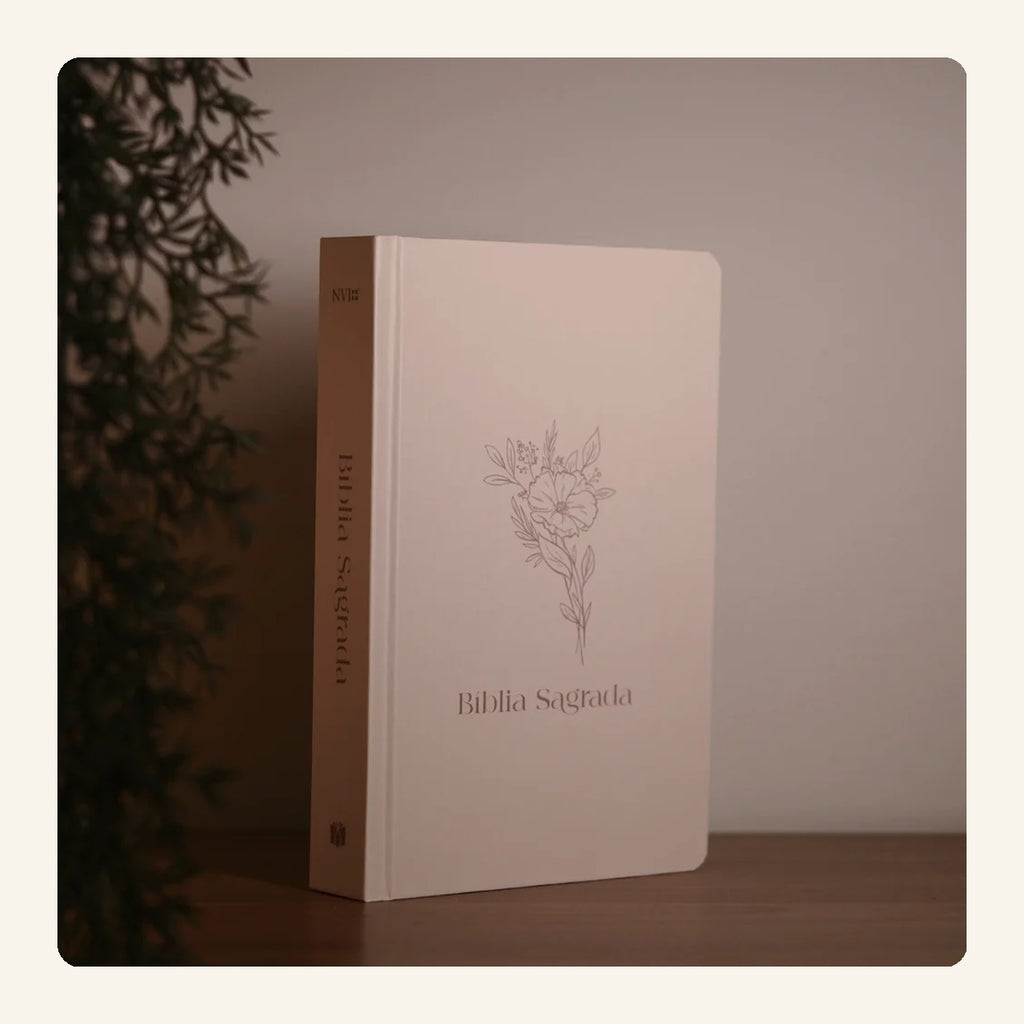 Bíblia Flor NVI — capa e acabamento